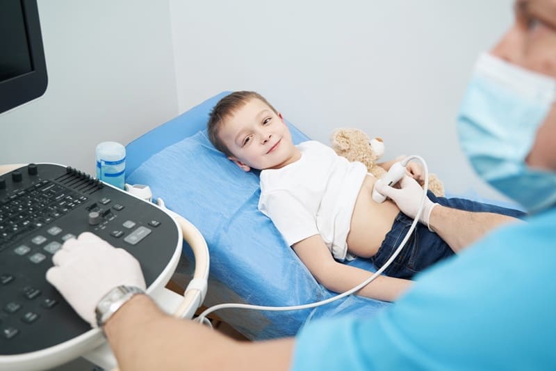 Ultrasonido de abdomen en pediatría en Jalisco, México